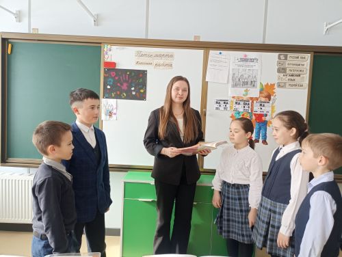Кукмара районында яшь укытучылар район башлыгының акчалата бүләгенә ия булалар