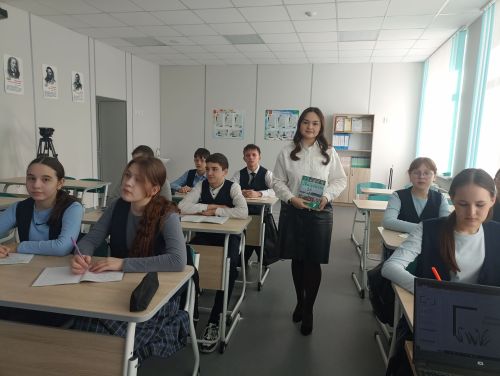 Кукмара районында яшь укытучылар район башлыгының акчалата бүләгенә ия булалар