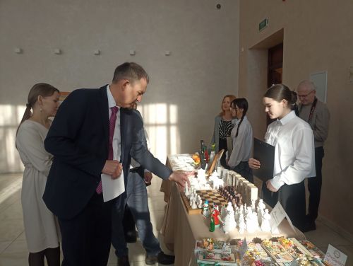 В Кукморе прошёл конкурс школьных бизнес-проектов «Шаги в бизнес»