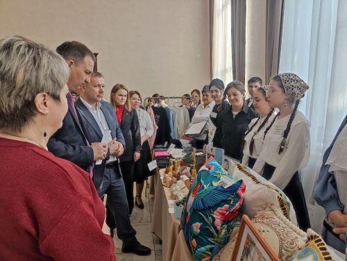 В Кукморе прошёл конкурс школьных бизнес-проектов «Шаги в бизнес»