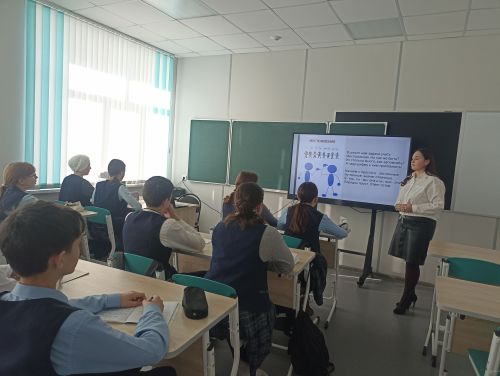 Кукмара районында яшь укытучылар район башлыгының акчалата бүләгенә ия булалар