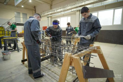 Татарстанда федераль программалар нигезендә яшьләргә зур ярдәм күрсәтелә