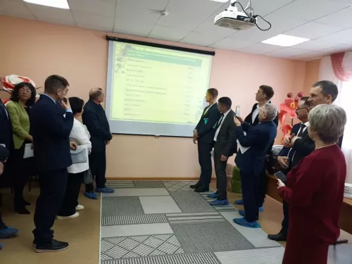 Мәчкәрә мәктәп-интернаты кунаклар кабул итте