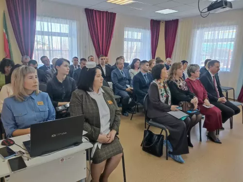 Мәчкәрә мәктәп-интернаты кунаклар кабул итте