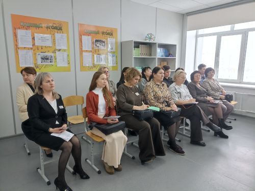 Кукмара өченче урта мәктәбендә республика семинары узды