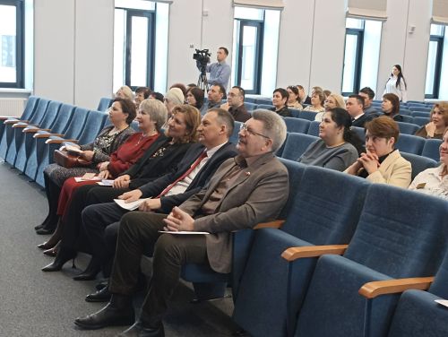Кукмара өченче урта мәктәбендә республика семинары узды