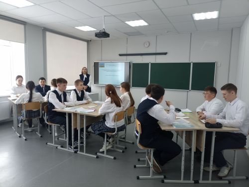 Кукмара өченче урта мәктәбендә республика семинары узды