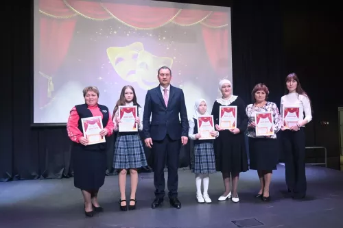 Кукмарада театр фестивальләре җиңүчеләрен бүләкләү тантанасы узды
