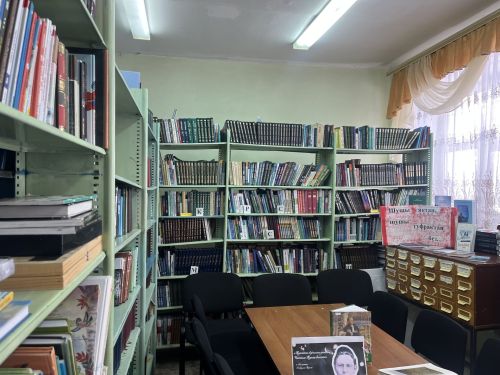 Кечкенә бүлмәдән — зур мөмкинлекләргә: Сәрдекбаш авылы китапханәсендә ремонт  эшләре бара