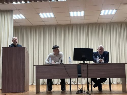 Кукмара районының «Үрәсбаш» хуҗалыгында семинар-киңәшмә узды