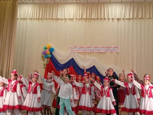 «Туган җирем — дуслык иле, һәрбер милләт — аның гөле»: Манзараста музыкаль кичә үткәрелде