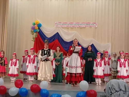 «Туган җирем — дуслык иле, һәрбер милләт — аның гөле»: Манзараста музыкаль кичә үткәрелде