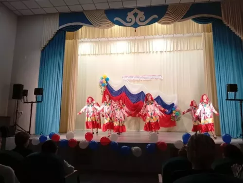 «Туган җирем — дуслык иле, һәрбер милләт — аның гөле»: Манзараста музыкаль кичә үткәрелде