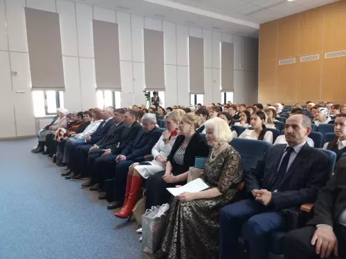 Кукмарада филология фәннәре докторы Фоат Галимуллинның юбилее уңаеннан әдәби-музыкаль кичә узды