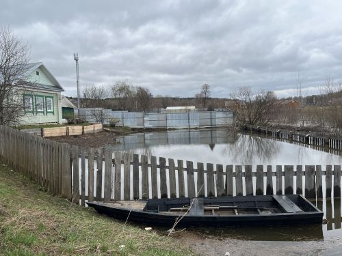 Лубянда су хәвефе: критик ноктага санаулы сантиметрлар кала