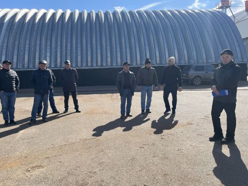 Кукмара районының «Урал» хуҗалыгында семинар узды