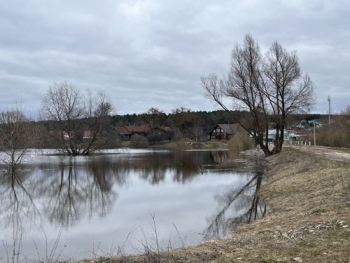 Лубянда су хәвефе: критик ноктага санаулы сантиметрлар кала