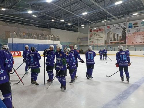 Кукмараның “Олимп” Боз сарае хоккей сөючеләрне үзенә җыйды