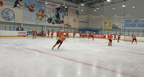 Кукмараның “Олимп” Боз сарае хоккей сөючеләрне үзенә җыйды