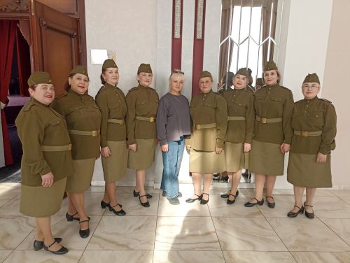 Гомер көзендә дә сәхнәдә: Кукмарада өлкәннәр бию аша яңа тормыш таба
