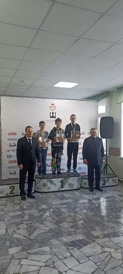 Кукморяне завоевали призовые места в шахматном турнире памяти Нургали Минниханова