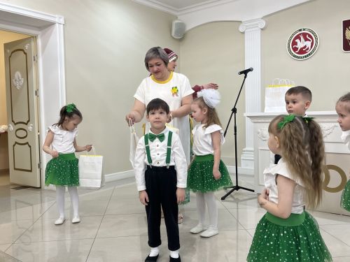 Булачак әниләргә — игътибар: Кукмарада йөкле хатын-кызлар өчен бәйрәм үткәрелде