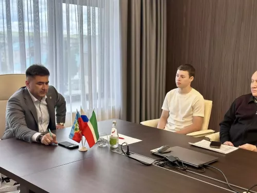 Перед Сабантуем глава Кукморского района встретился с борцами