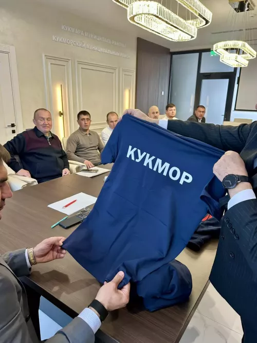 Перед Сабантуем глава Кукморского района встретился с борцами