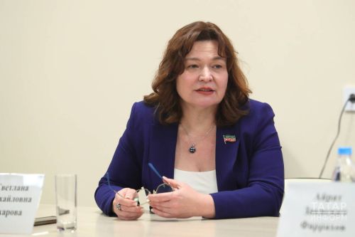 Татарстанның бала хокуклары буенча Вәкаләтле вәкиле  Халыкара балаларны яклау көне белән котлый