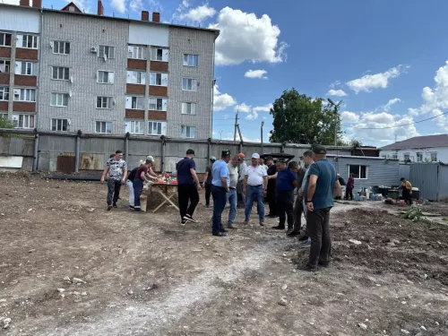 Кукмарада яңа күпфатирлы йорт төзелеше территориясендә корбан чалынды