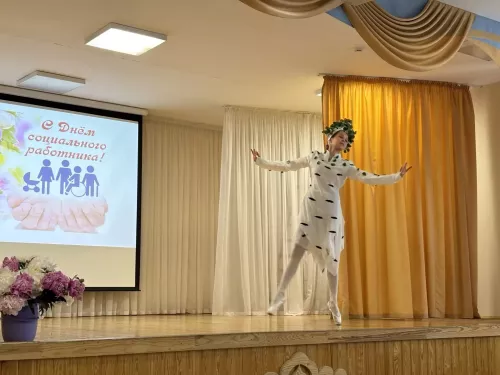 Кукмарада социаль хезмәткәрләрне хөрмәтләделәр