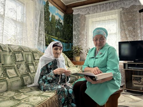 Әсән-Елга авылында яшәүче социаль хезмәткәр Гүзәлия Миннебаева:  Әмма иң мөһиме – кешеләргә кирәкле булуыңны тою