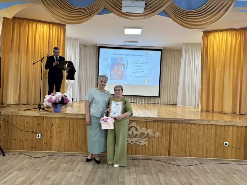 Кукмарада социаль хезмәткәрләрне хөрмәтләделәр