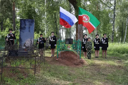 Манзарас урта мәктәбендә Герой Сабир Әхтәмов истәлегенә хәтер кичәсе узды