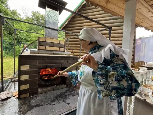 Казан шәһәренең Мирный бистәсендә узган Сабантуйдан фоторепортаж