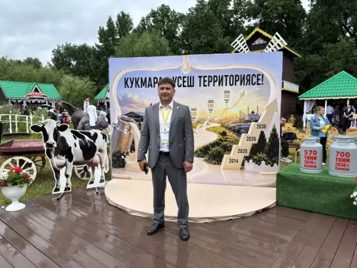 Казан шәһәренең Мирный бистәсендә узган Сабантуйдан фоторепортаж
