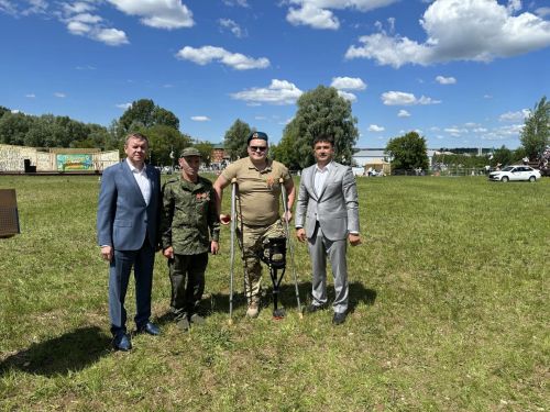 Кукмарада Сабантуй халыкны бер мәйданга туплады