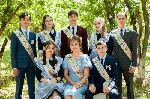 Сәрдекбаш мәктәбе укытучысы Лилия Шакирова: Укучыларымның уңышларына ихлас күңелдән сөенәм