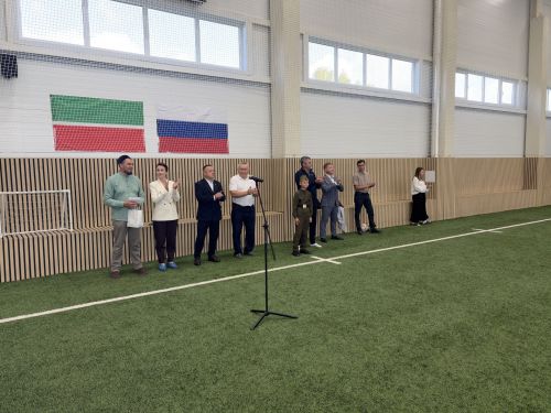 Кукмарада махсус хәрби операциядә һәлак булган райондашлар истәлегенә мини-футбол турниры узды