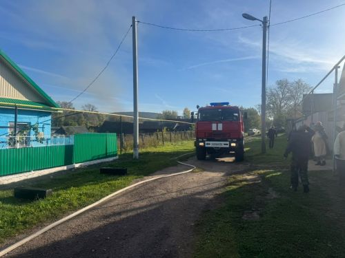 В Кукморском районе сгорели баня, дом и гараж