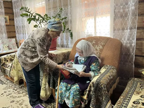 Кукмара районында яшәүче 102 яшьлек Фәһимә Зәйнәгыева сайлауда катнашты
