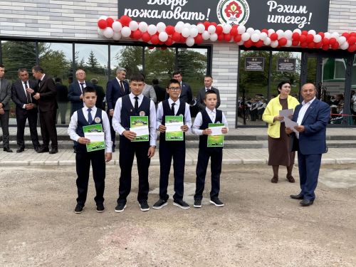 В Кукморском районе школьники осваивают первые профессии