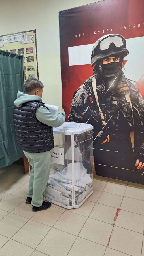 Зур Кукмарадагы 1674нче номерлы сайлау участогында тавыш бирү актив бара