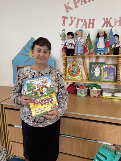 Тәрбияче булу — йөрәк эше: Кукмарадан Илзирә Корбанова 40 елга якын гомерен сабыйларга багышлый
