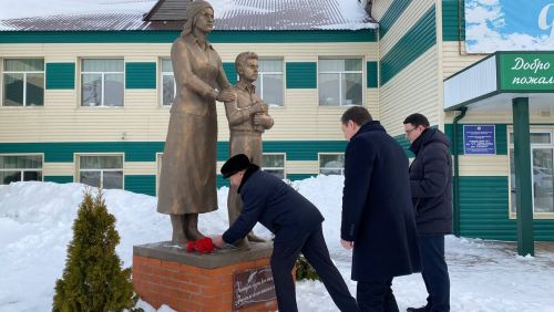 Кукмарада Кыргызстан Республикасының РФдагы илчелегенең киңәшчесе булып китте