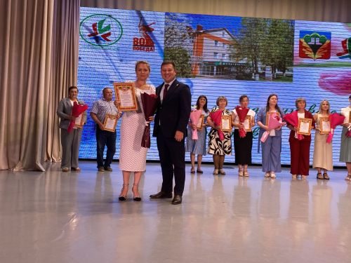 Кукмарада медицина хезмәткәрләре һөнәри бәйрәмнәрен билгеләп үтте