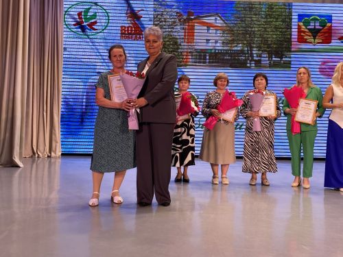Кукмарада медицина хезмәткәрләре һөнәри бәйрәмнәрен билгеләп үтте