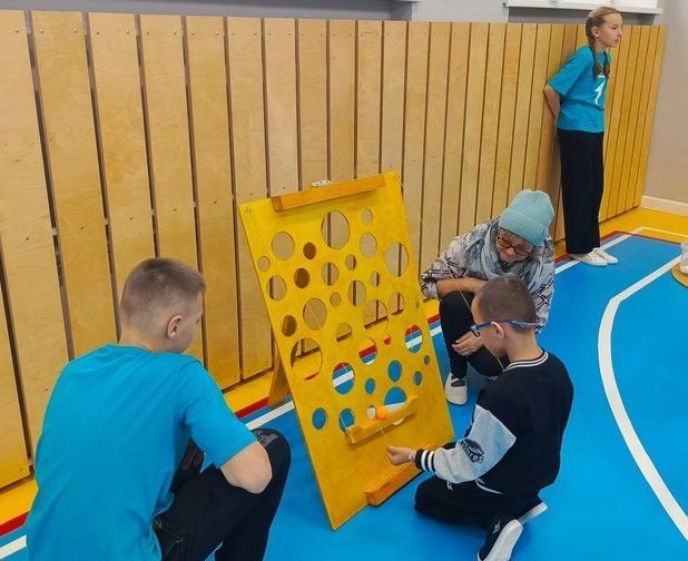 В Ядыгерьской школе прошли республиканские соревнования по настольным играм для детей с ОВЗ