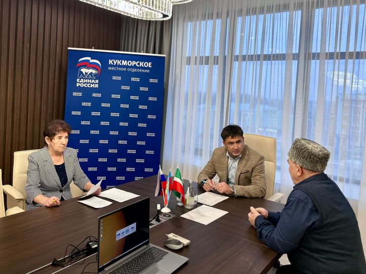 Глава Кукморского района провёл прием граждан: От жилищных вопросов до поддержки педагогов