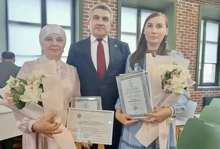 Педагоги Кукморского района стали лауреатами конкурса «Авыл укытучысы»